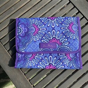 Vera Bradley Folding Organizer in Lilac Tapestry